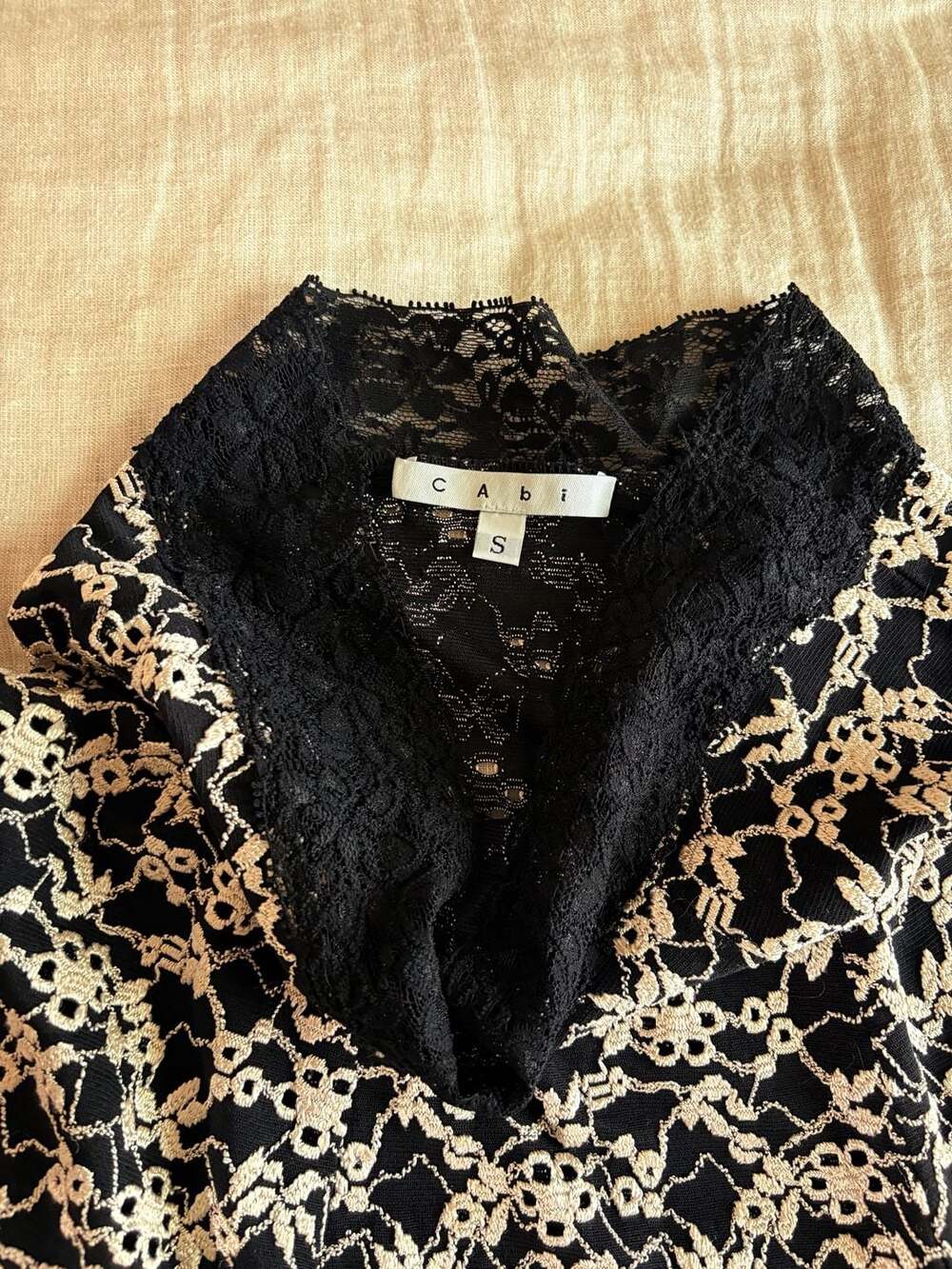 Cabi Lace Blouse Size S Black Cream Floral Eyelet Semi Sheer Skirt